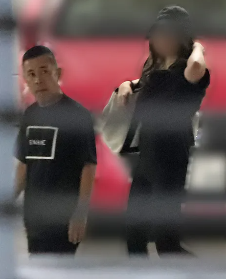 岡村隆史の結婚相手のインスタ顔画像や名前は 元カレは誰で職業は 黒猫のニュースライブ 岡村隆史の結婚相手のインスタ顔画像や名前は 元カレは誰で職業は 黒猫のニュースライブ